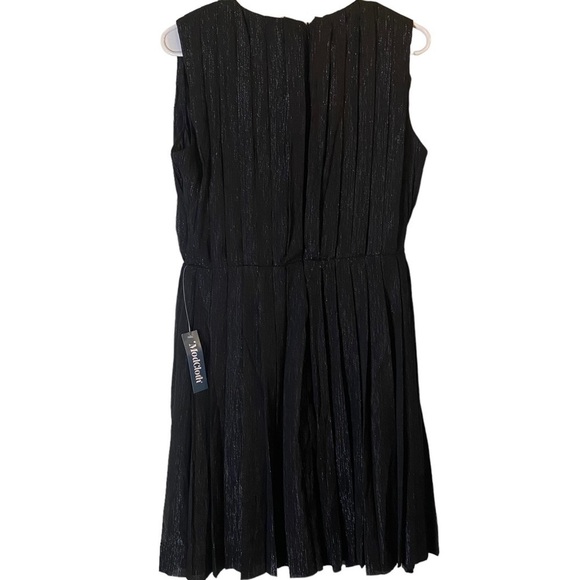 NWT ModClothThe Pleat-est Things Mini Dress Size M Black - Picture 5 of 11